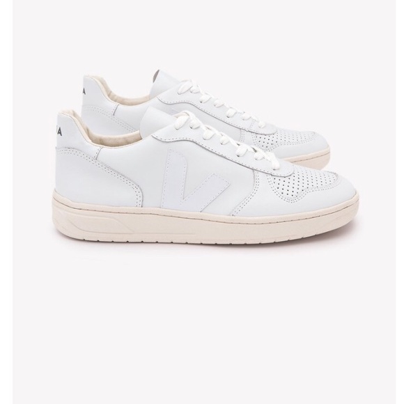 Veja Shoes - Veja v-10 White Sneakers